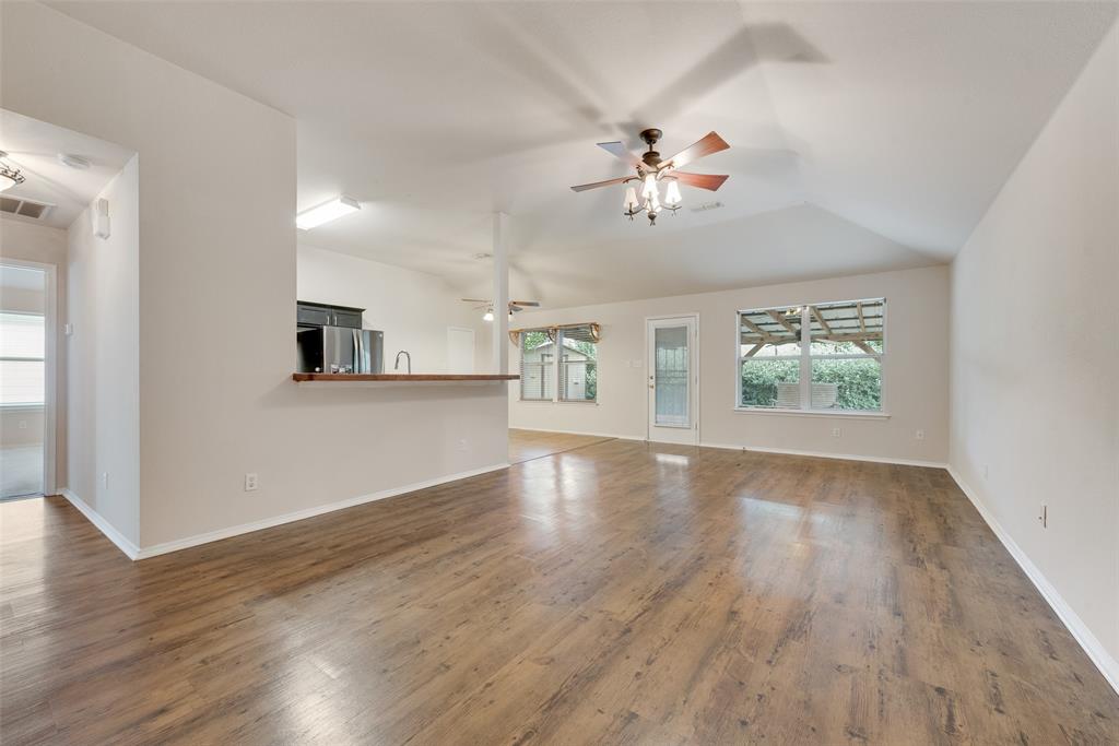 1574 Wildflower Drive Property Photo 15