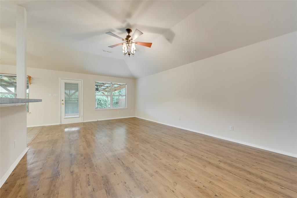 1574 Wildflower Drive Property Photo 17
