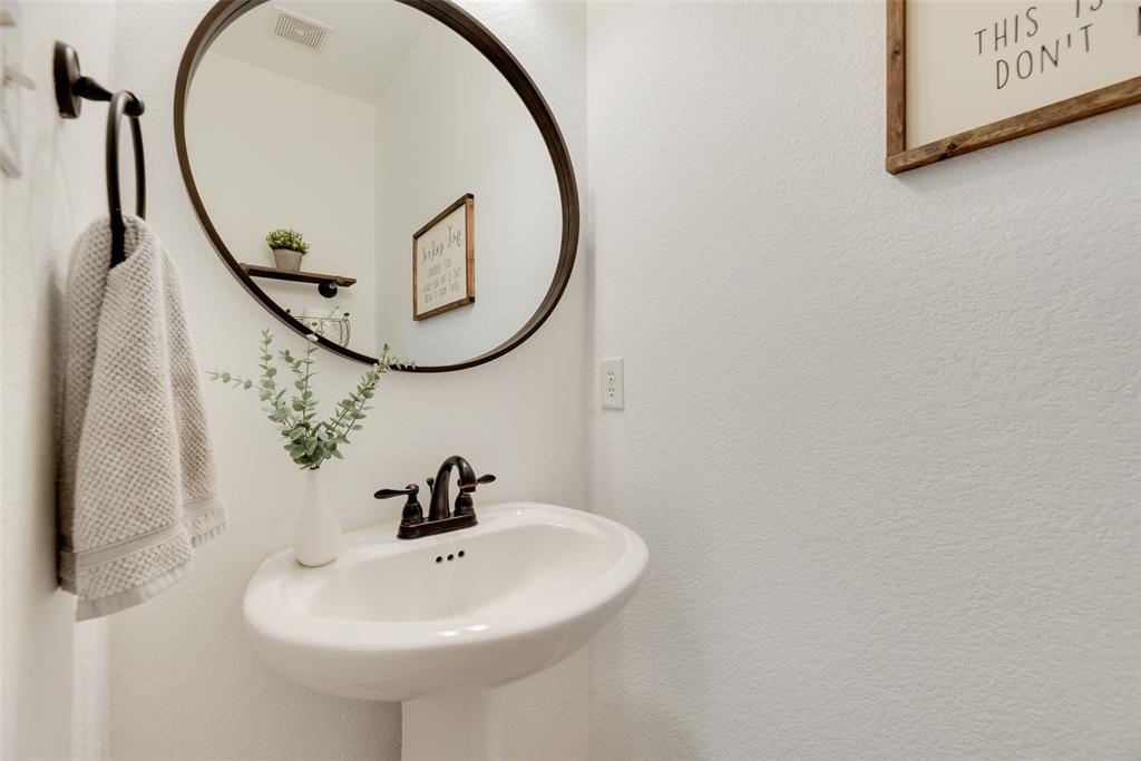3808 Jeanette Lane Property Photo 15