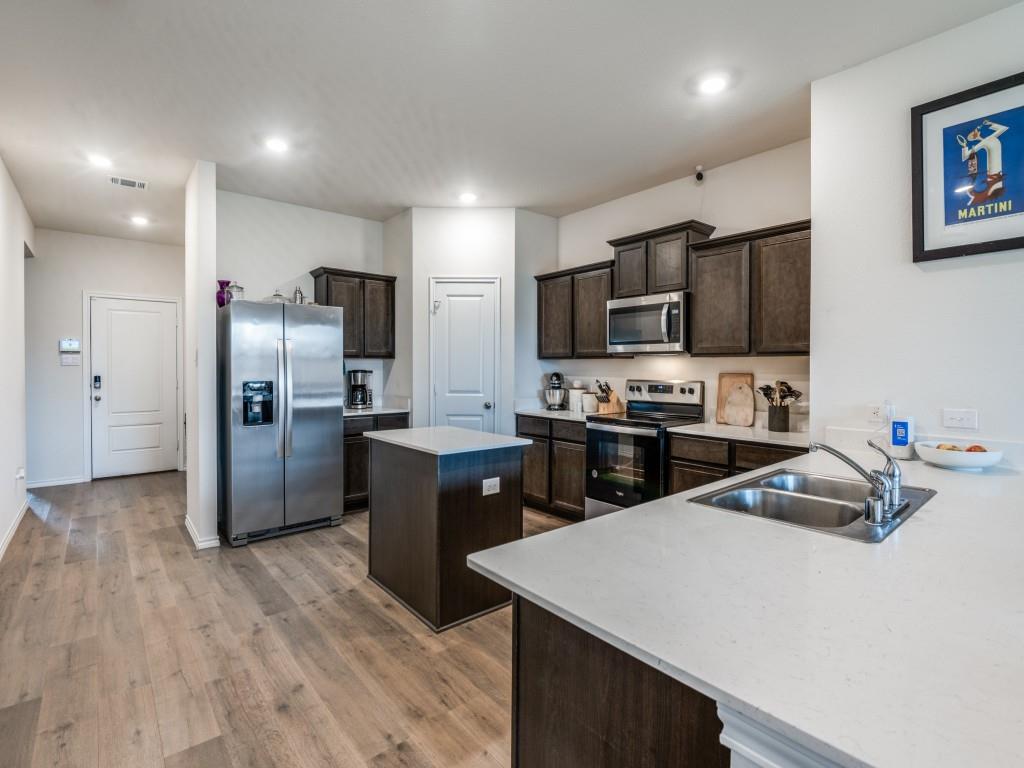 6428 Shoreline Lane Property Photo 1