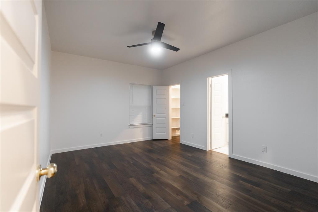 839 Sw 7th Street Property Photo 5