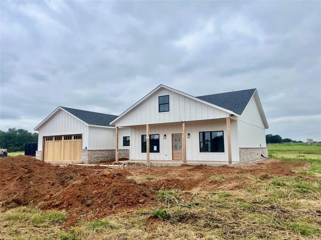 1379 County Road 3355 Property Photo 1