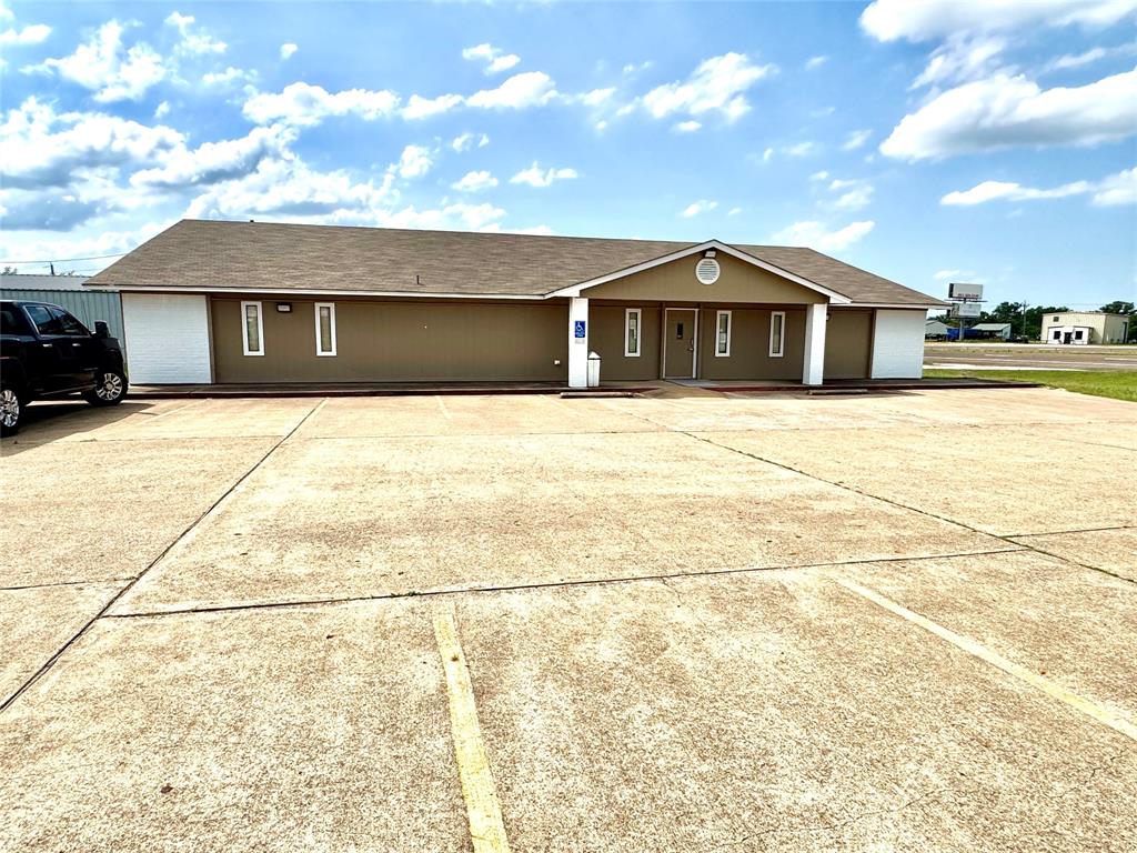 101 Anthony Drive Property Photo 2
