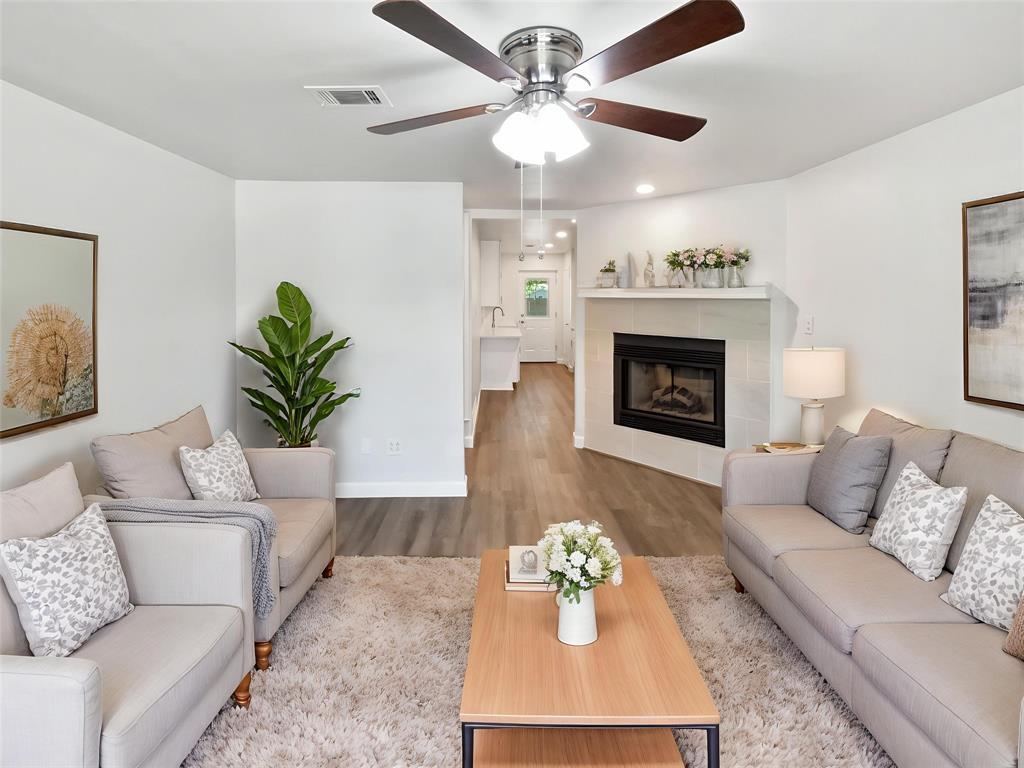 720 Tanglewood Drive Property Photo 2