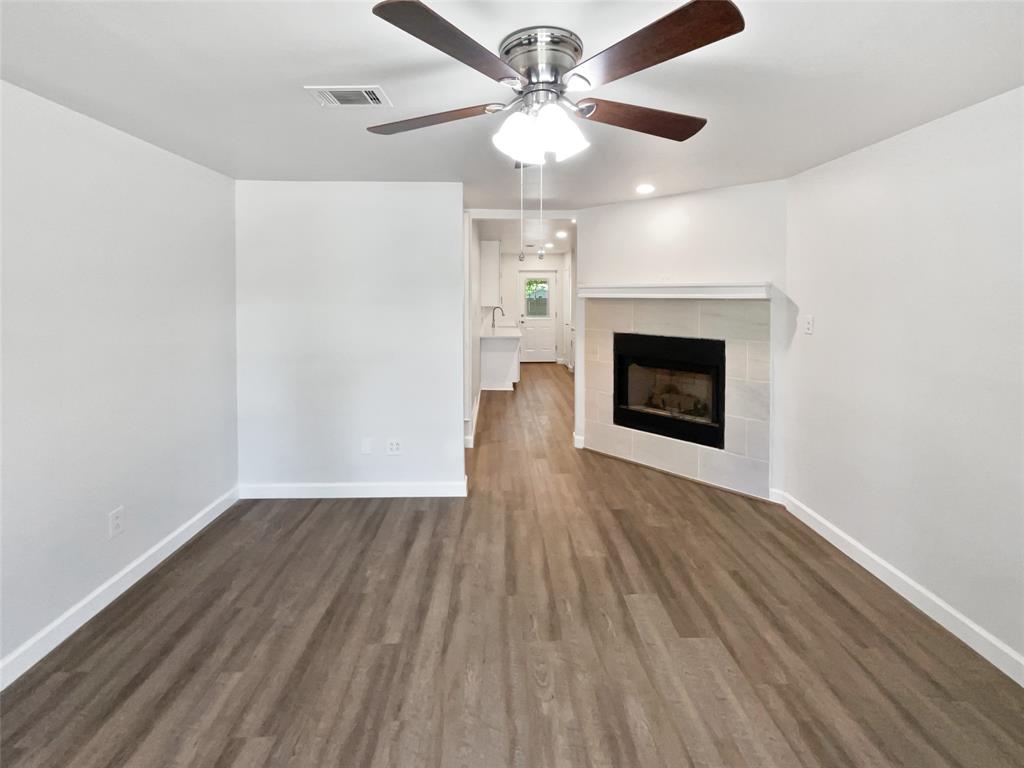 720 Tanglewood Drive Property Photo 3