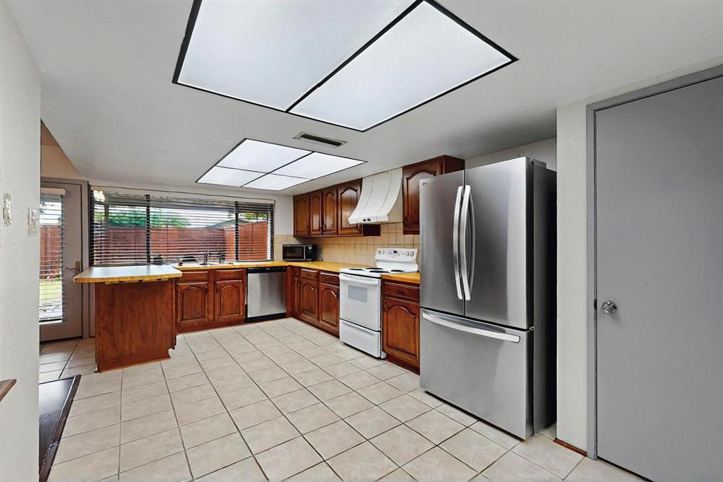 1907 Rambling Ridge Lane Property Photo 15