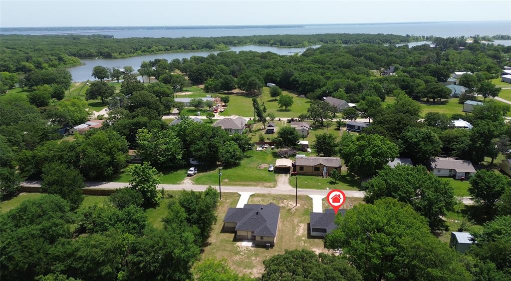 917 Redoak Drive Property Photo