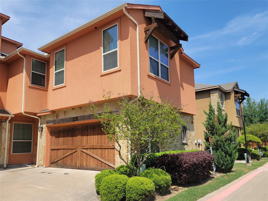 2670 Venice Drive Property Photo