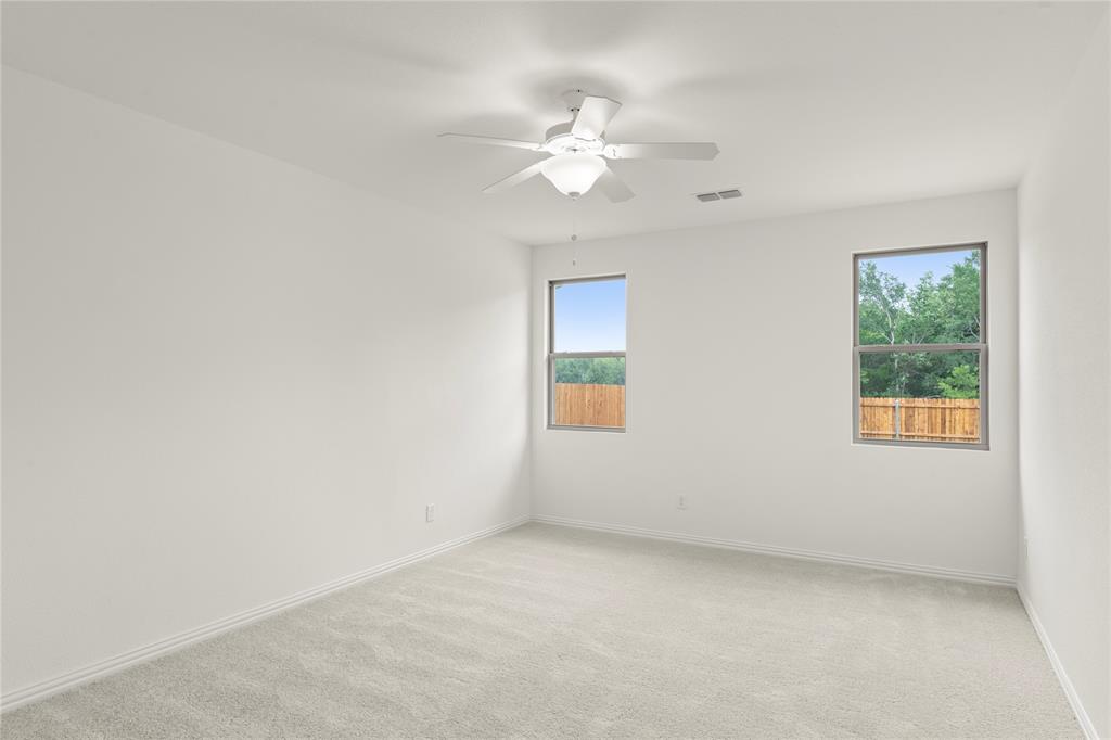 802 Roanoke Property Photo 14