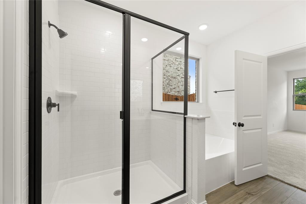 802 Roanoke Property Photo 18