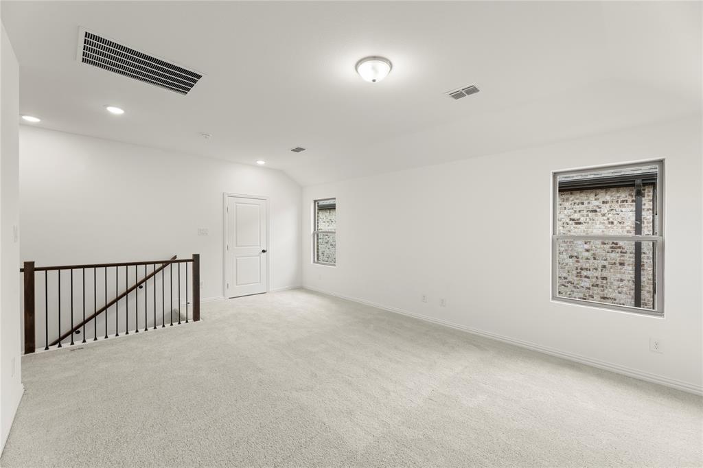 802 Roanoke Property Photo 20