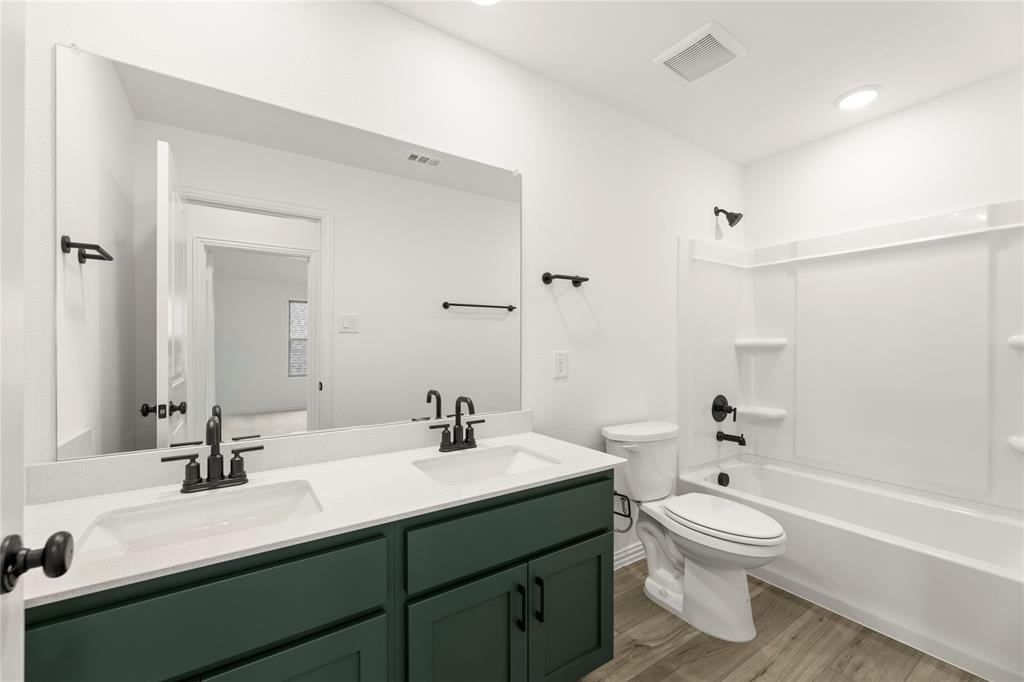 802 Roanoke Property Photo 22