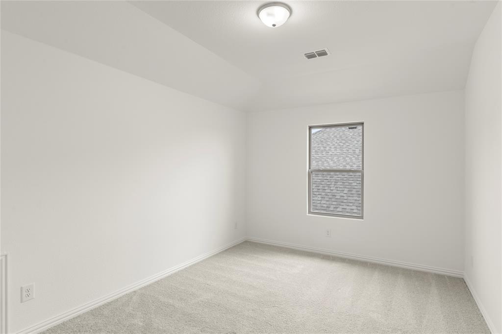 802 Roanoke Property Photo 24
