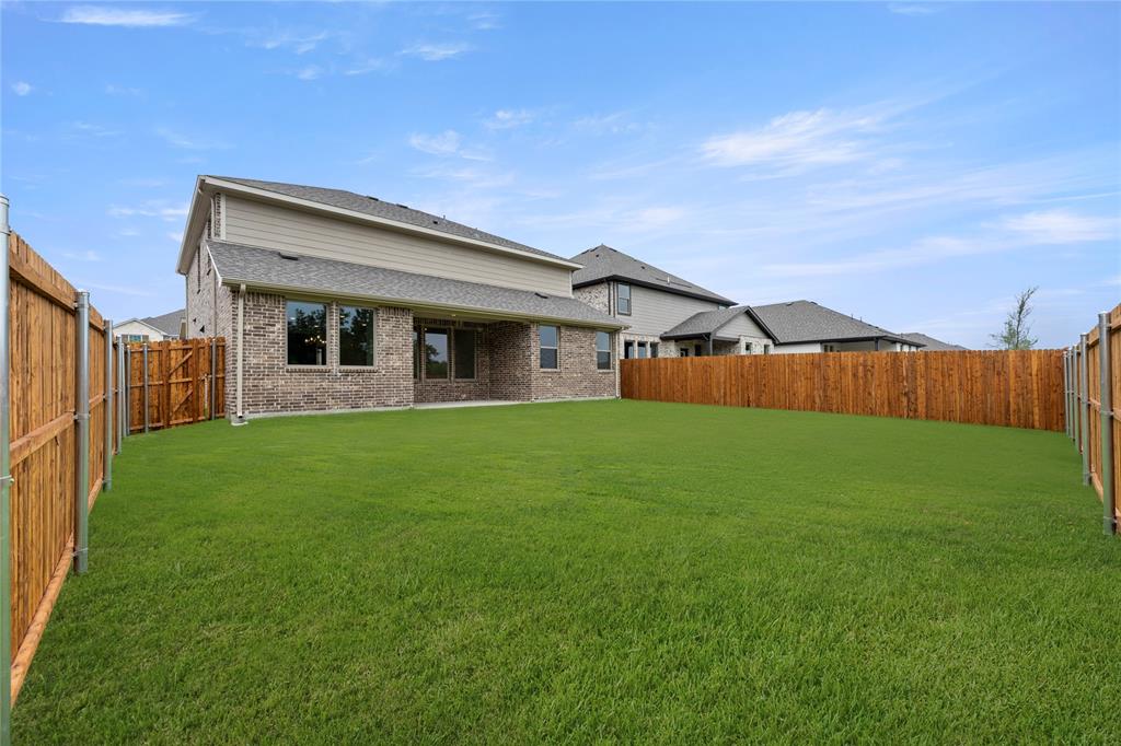 802 Roanoke Property Photo 27