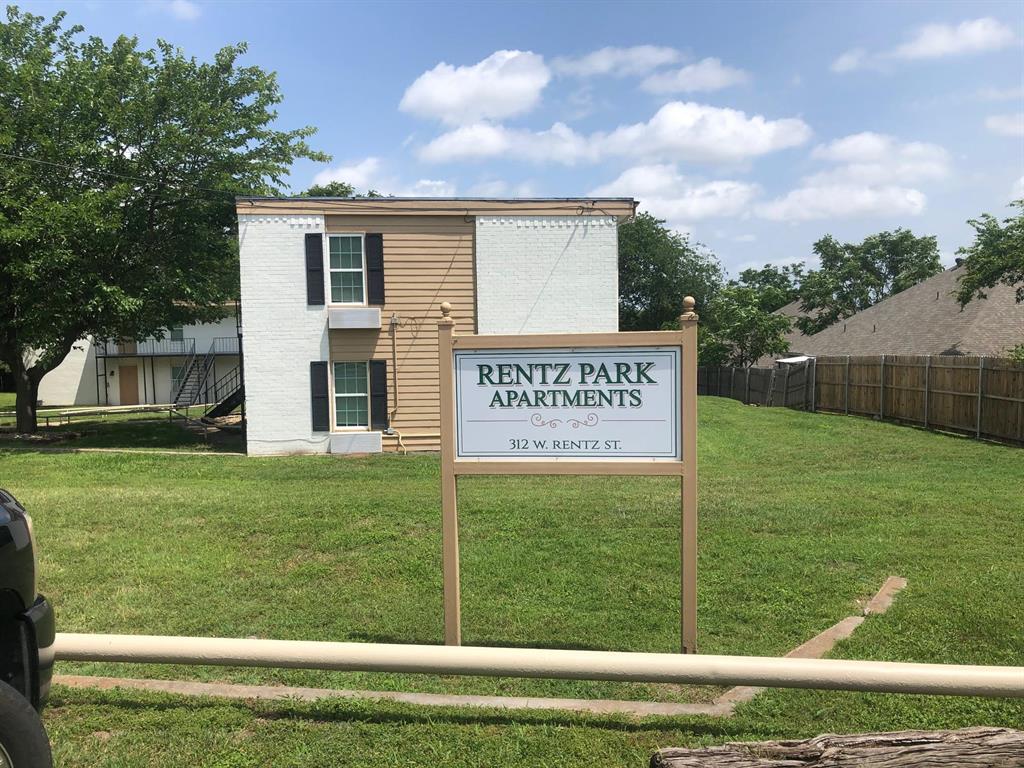 312 W Rentz Property Photo