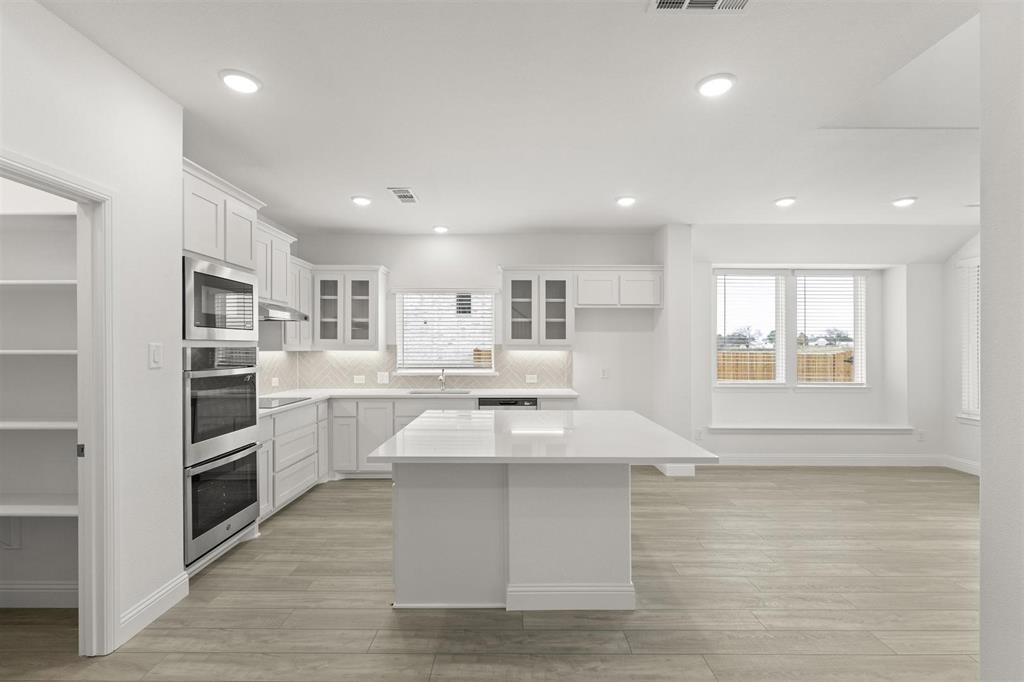 937 Joy Mill Property Photo 16