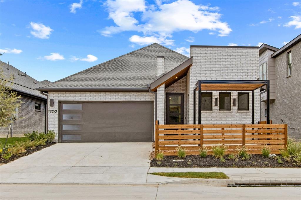 1702 Morningside Drive Property Photo 1