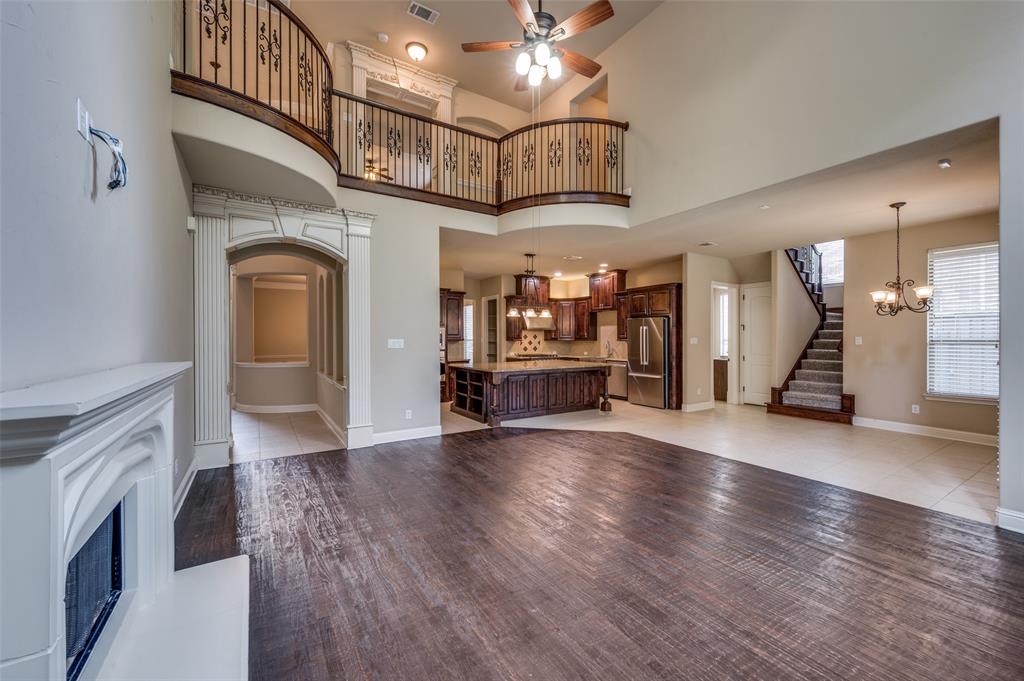 751 Chateaus Drive
