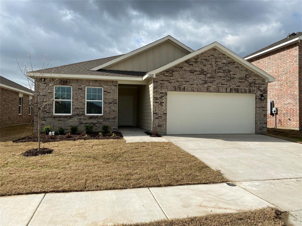 1621 Whitworth Drive Property Photo