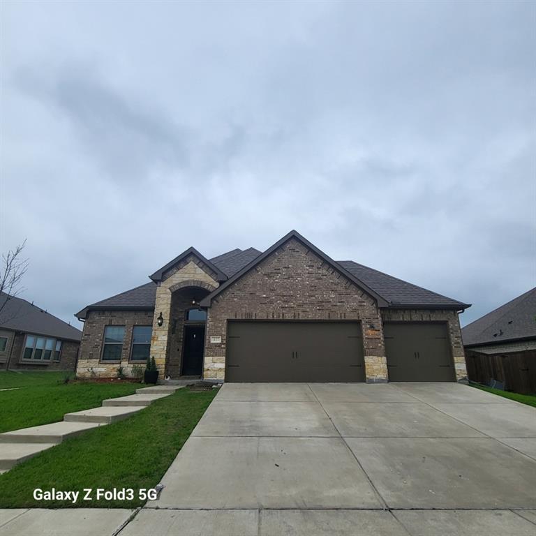 327 Sweetspire Drive Property Photo 1