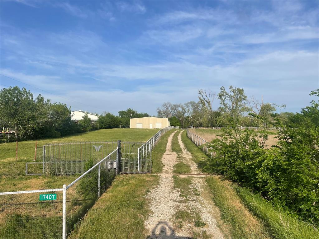 17407 Fm 2755 Property Photo