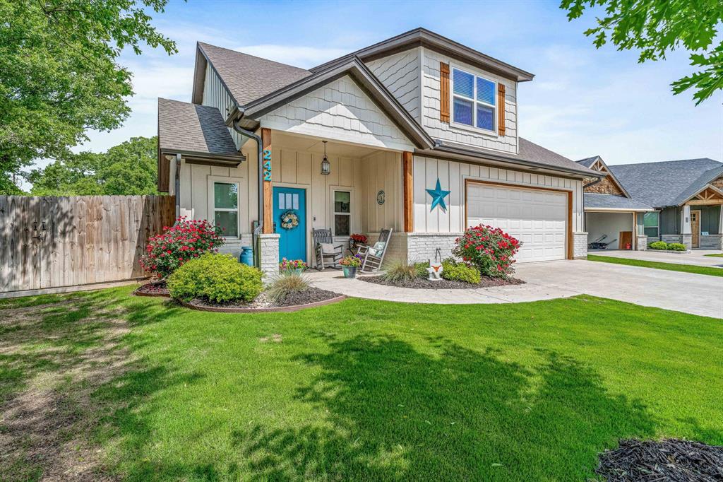 242 Little Tree Court Property Photo