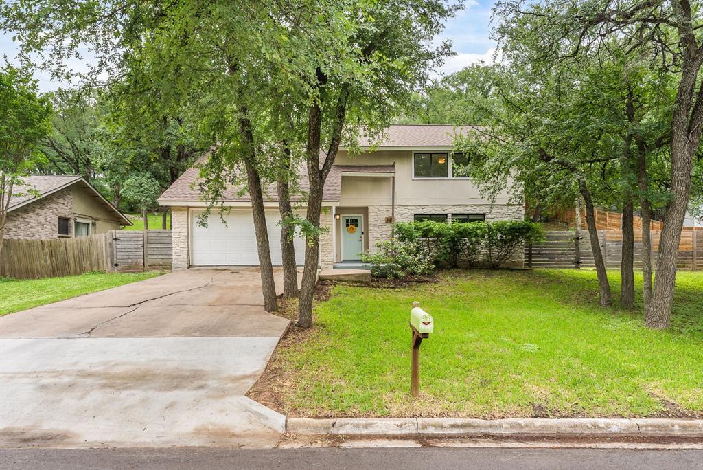 401 Deerfoot Drive Property Photo