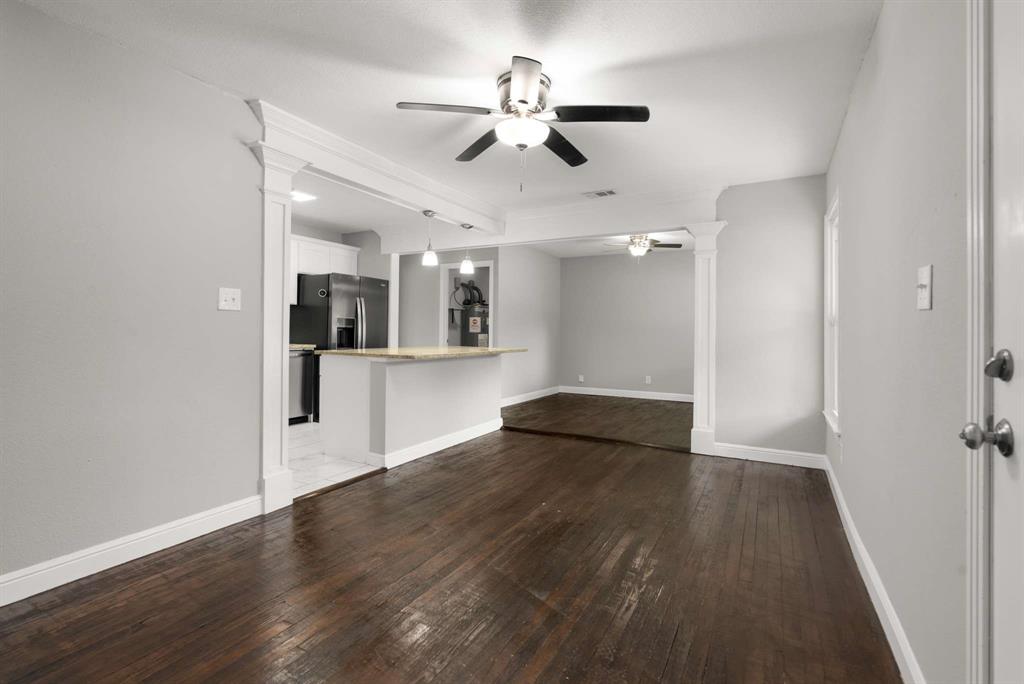 4512 Wabash Avenue Property Photo 4