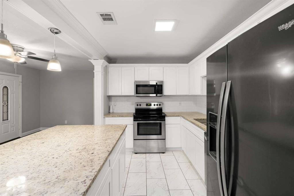 4512 Wabash Avenue Property Photo 13