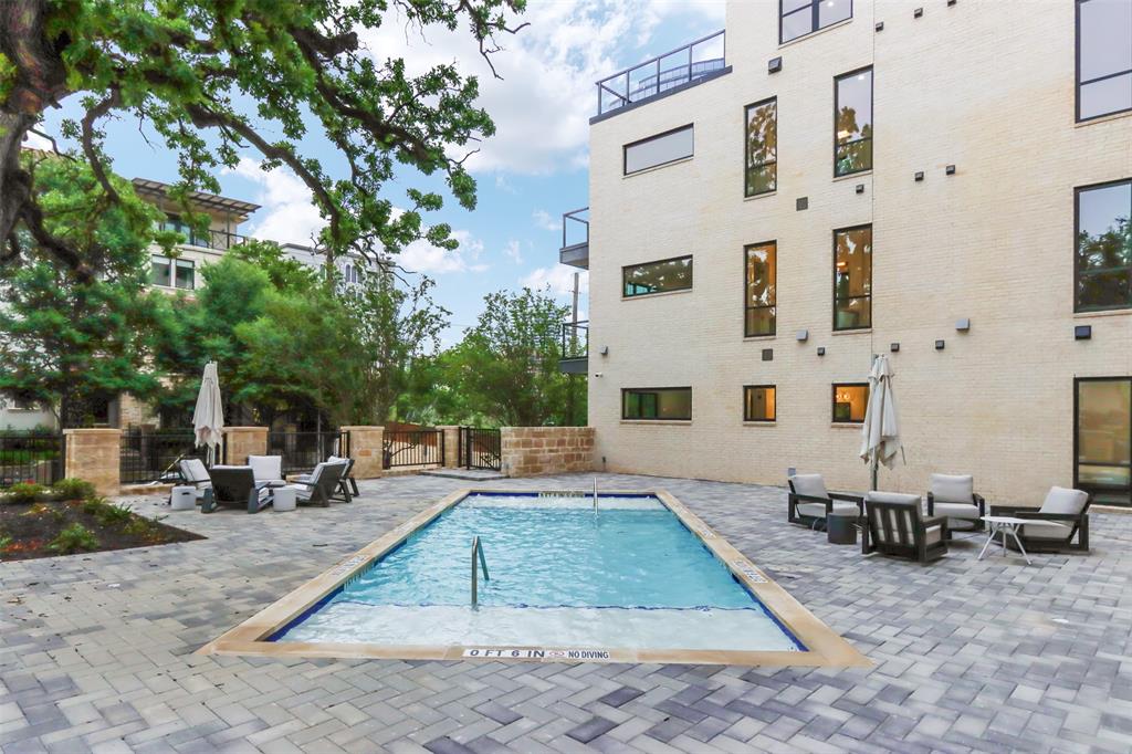 3601 Routh Street 2f Property Photo 7