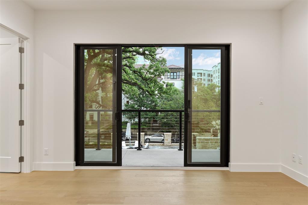 3601 Routh Street 2f Property Photo 14