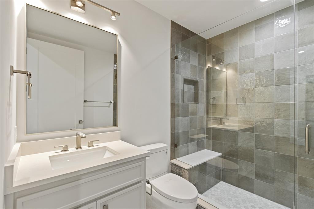 3601 Routh Street 2f Property Photo 17