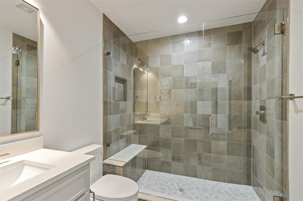 3601 Routh Street 2f Property Photo 18