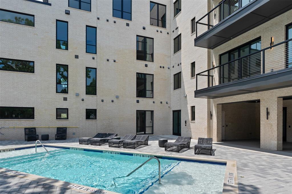 3601 Routh Street 2f Property Photo 35