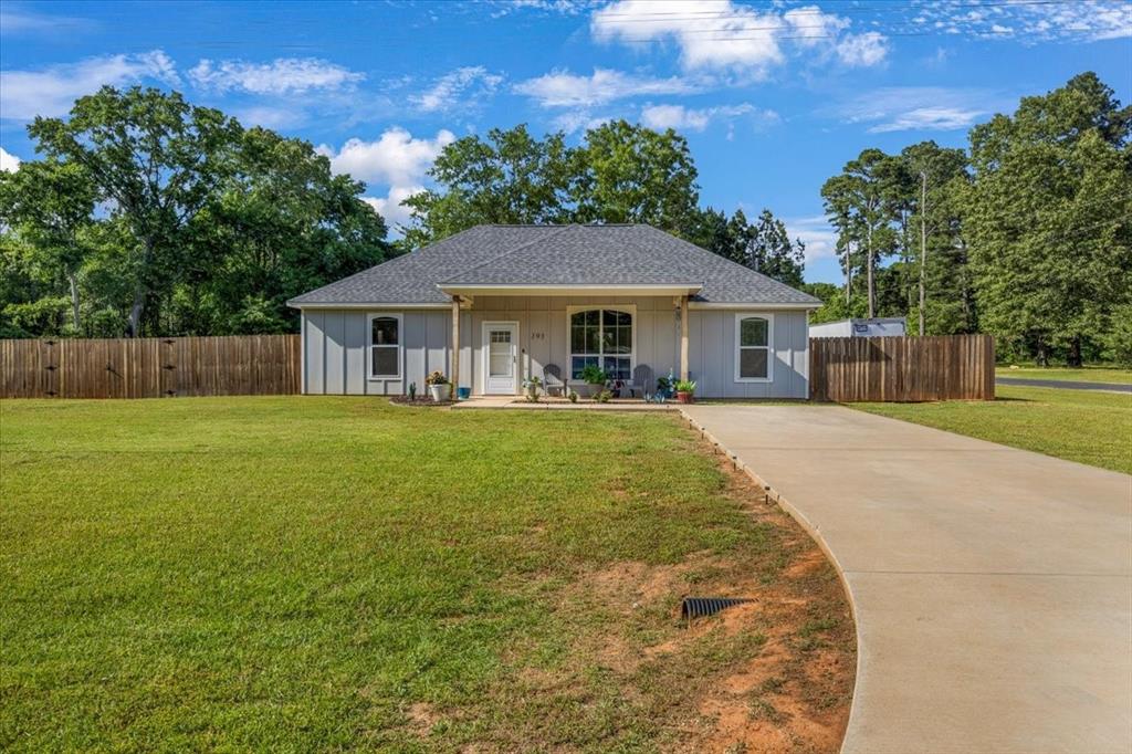 193 County Road 3524 Property Photo 1