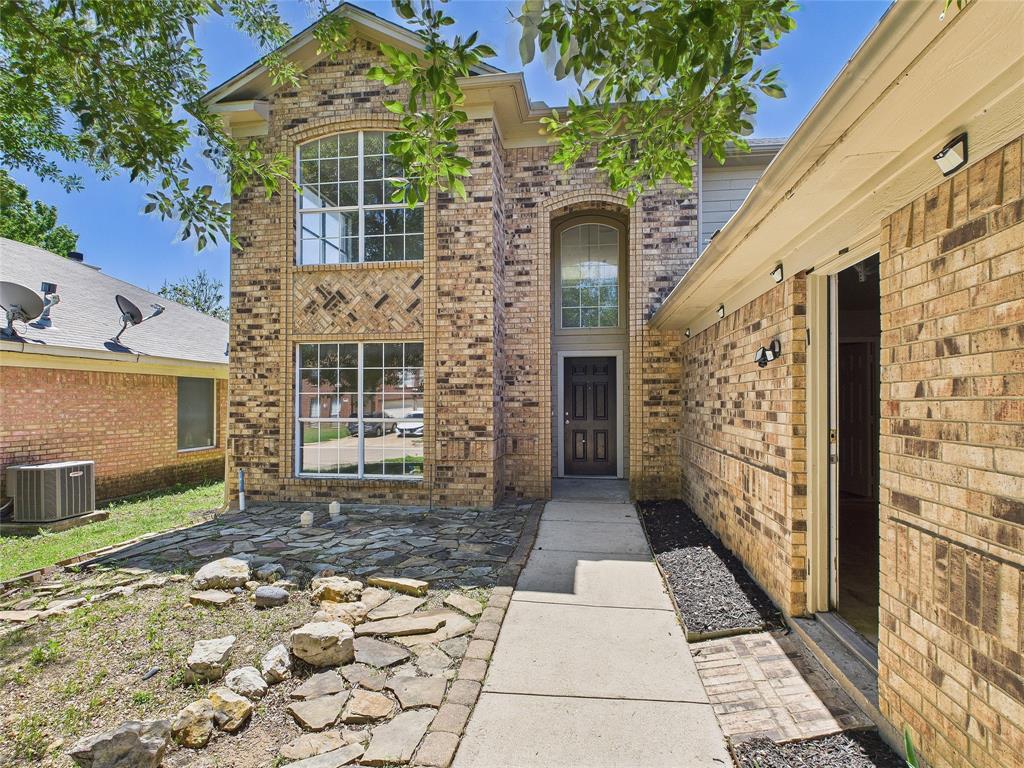 1117 Victoria Drive Property Photo