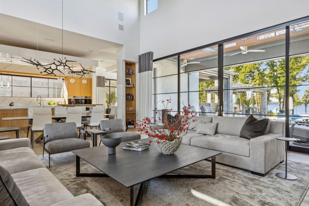 12133 W Lighthouse Lane Property Photo 6