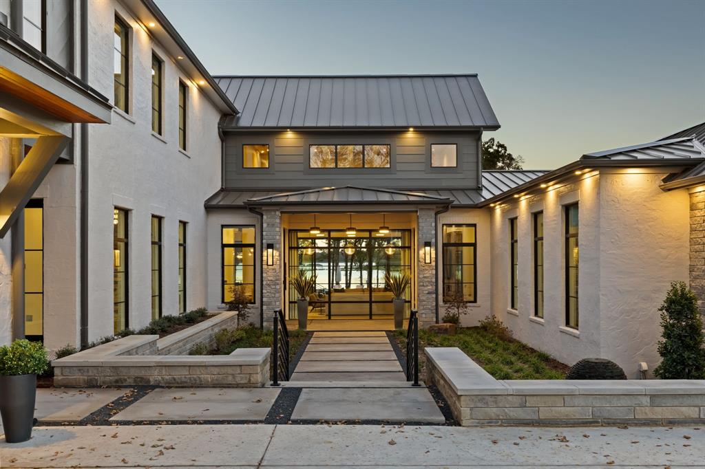 12133 W Lighthouse Lane Property Photo 8