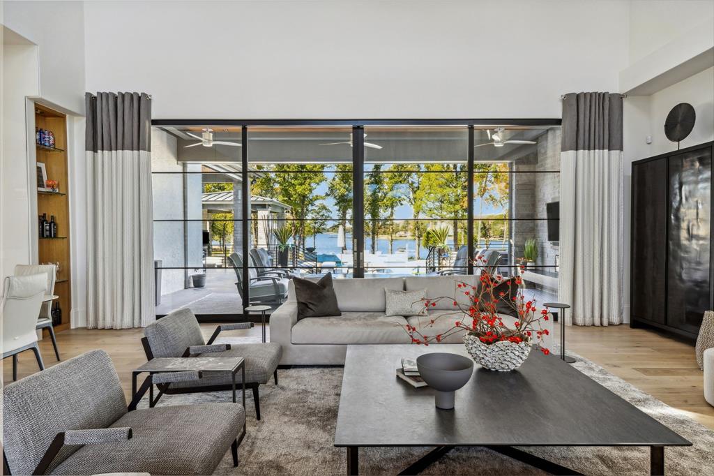 12133 W Lighthouse Lane Property Photo 16