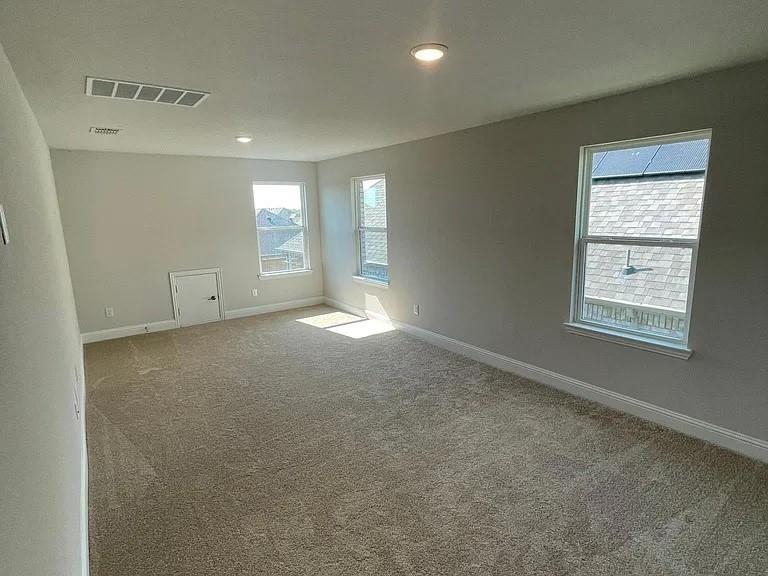 136 Glenwood Drive Property Photo 25