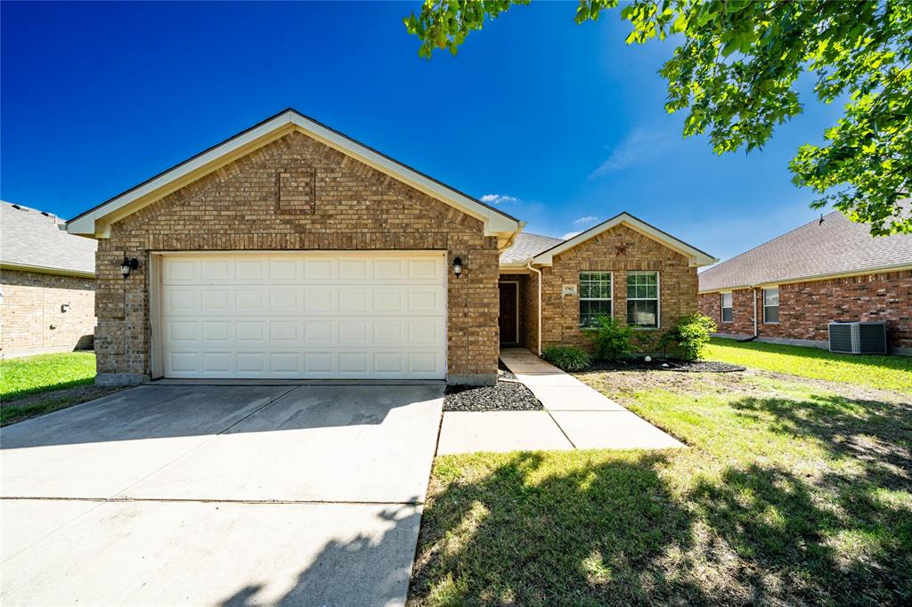 3702 Applewood Road Property Photo 1