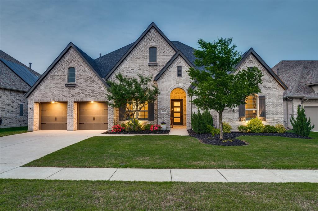 8620 Autumn Lake Trail Property Photo 3