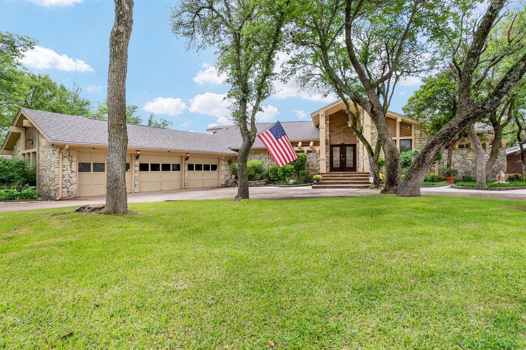 7909 Woodharbor Drive Property Photo 1