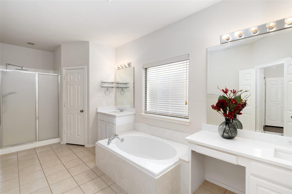 1825 Amber Lane Property Photo 10