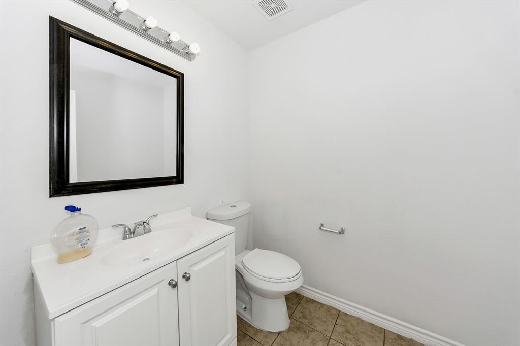 6021 Lucas Court Property Photo 7