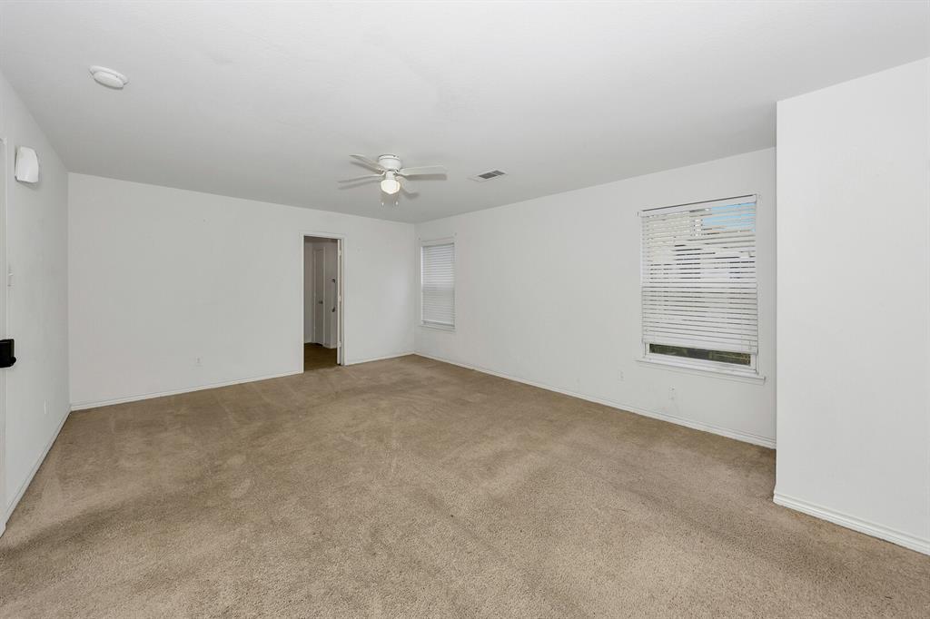 6021 Lucas Court Property Photo 10