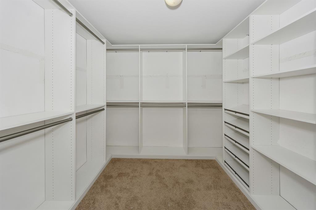 6021 Lucas Court Property Photo 12