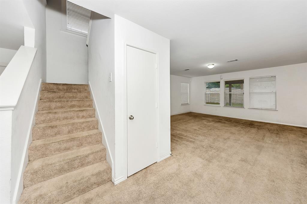 6021 Lucas Court Property Photo 14