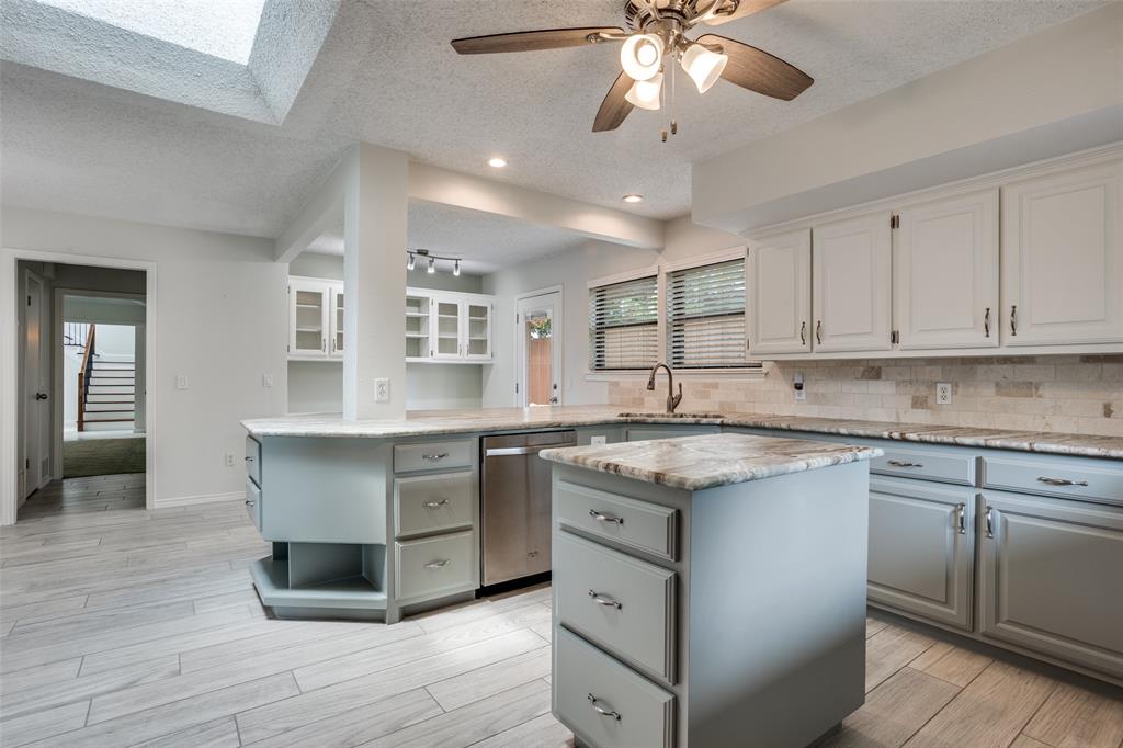 2507 Springpark Way Property Photo 10