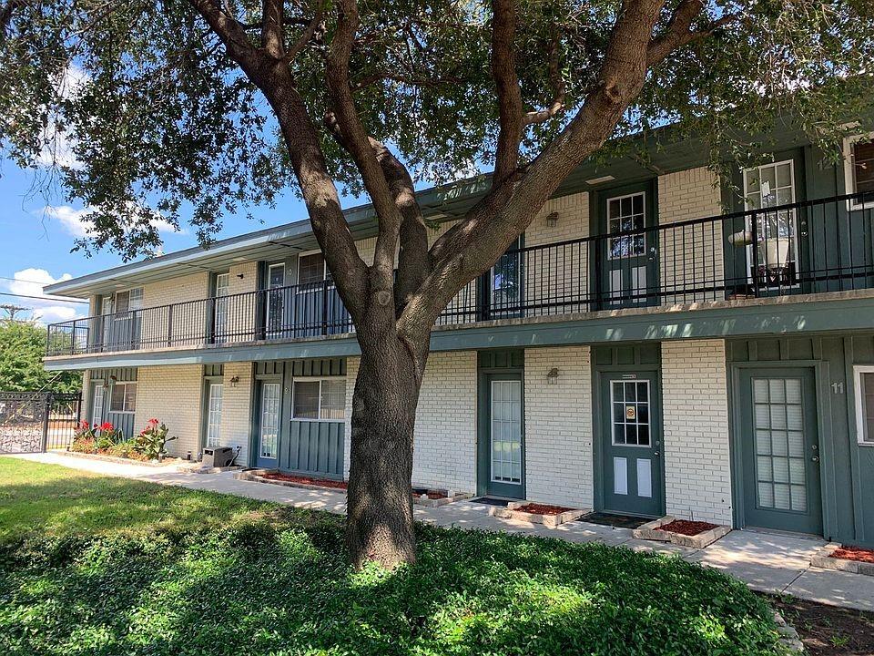 1207 W Wall Street
